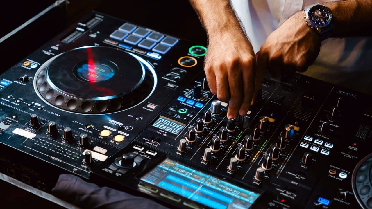 Melodic House and Techno