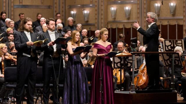 Strauss' Metamorphosen & Mozart's Requiem